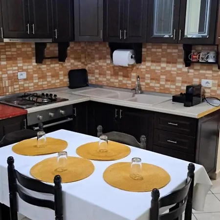 Utopia Apartment